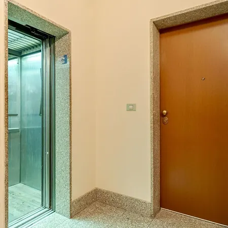 Asti Comentina Railway Functional Flat Esterno foto