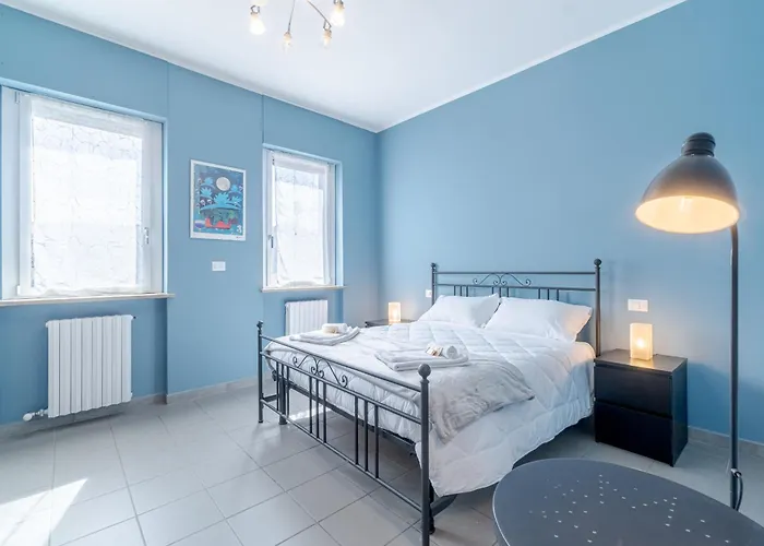 Asti Comentina Railway Functional Flat