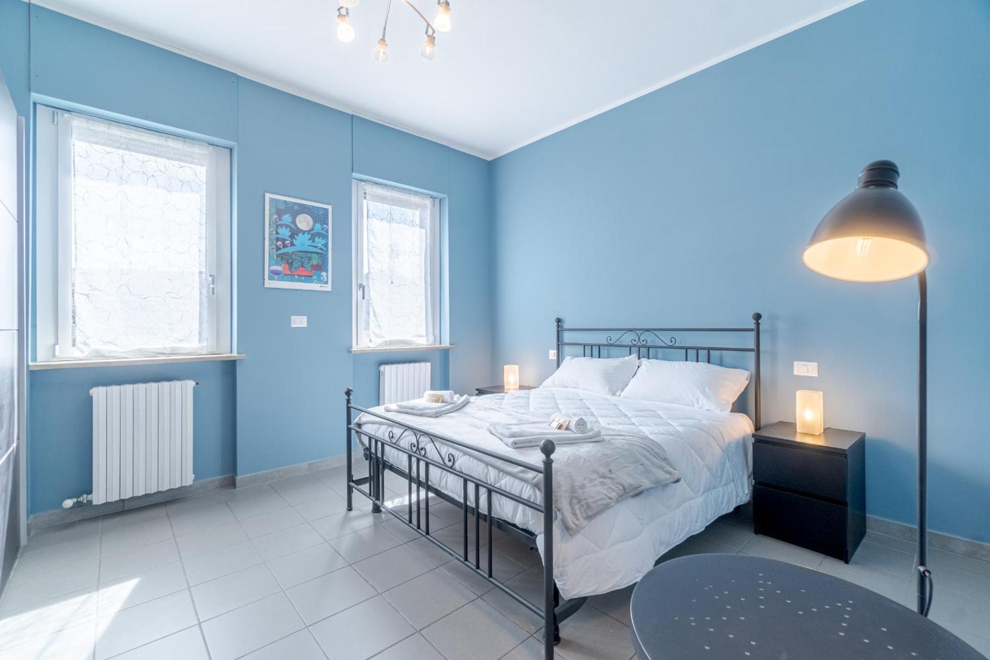 Comentina Railway Functional Flat *