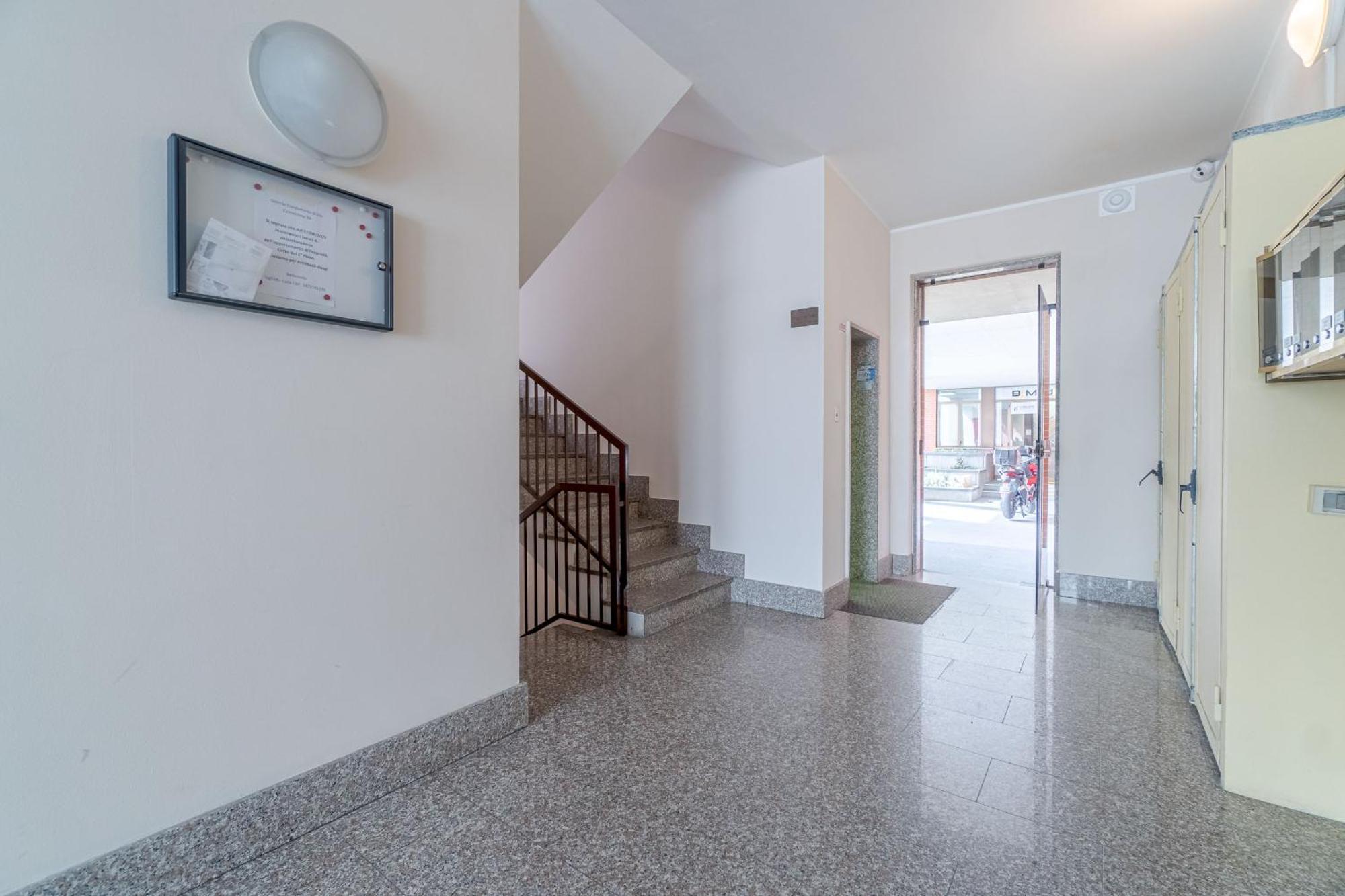 Comentina Railway Functional Flat * Asti